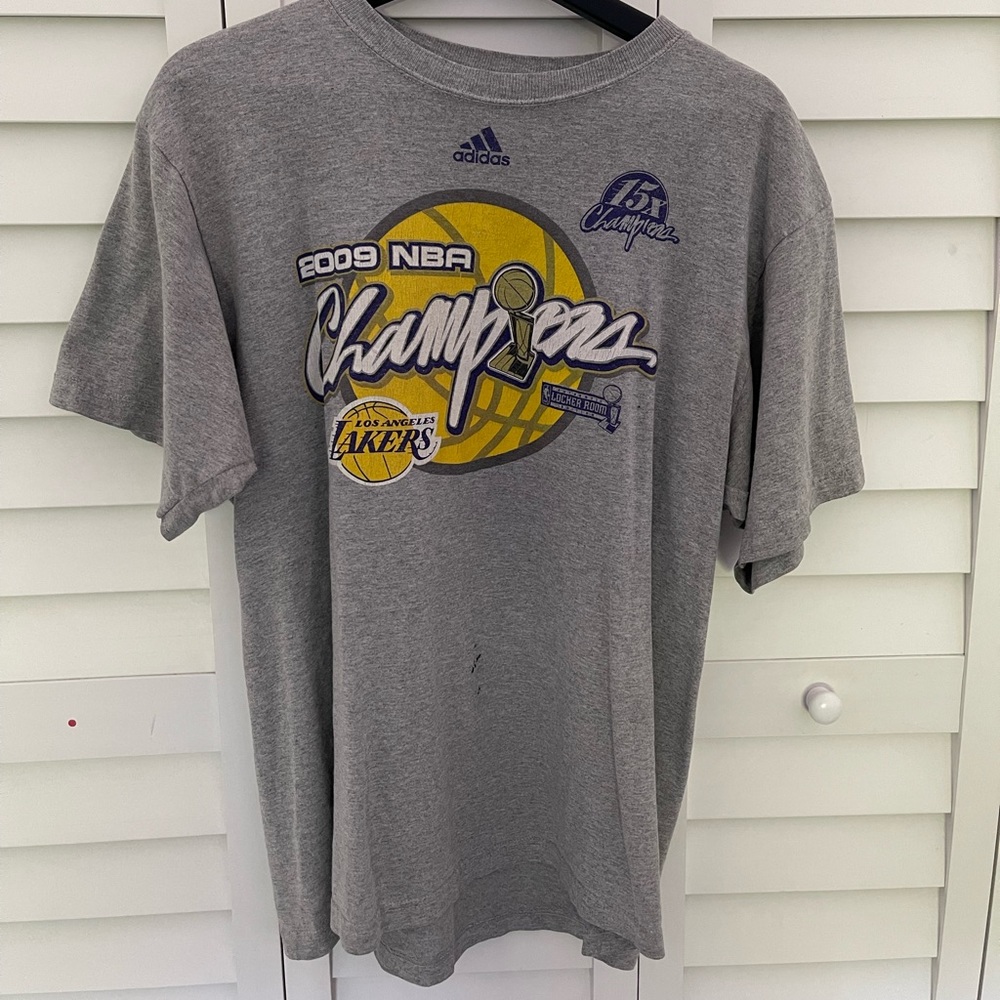 Adidas Lakers 2009 championship shirt